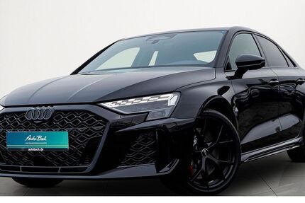 Audi RS3 2.450 km 71.940 &euro; Diez 65582