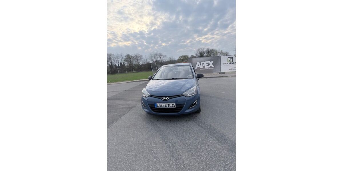 Hyundai i20 142.000 km 2.800 &euro; Lahnstein 56112