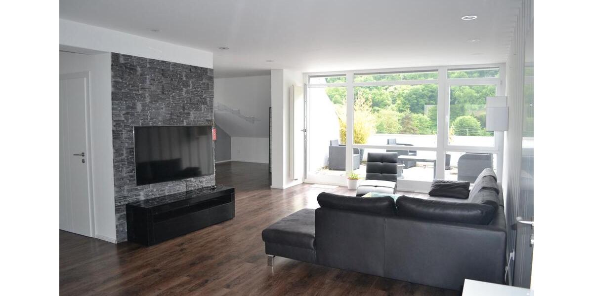 Dachgeschoßwohnung Andernach - 3 Zimmer, 108 m&sup2;, 1.130&euro; | Angebot:26576182