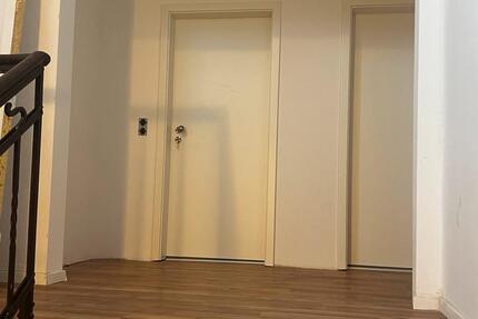 Wohnung Mayen - 3 Zimmer, 80 m&sup2;, 1.000&euro; | Angebot:26153697