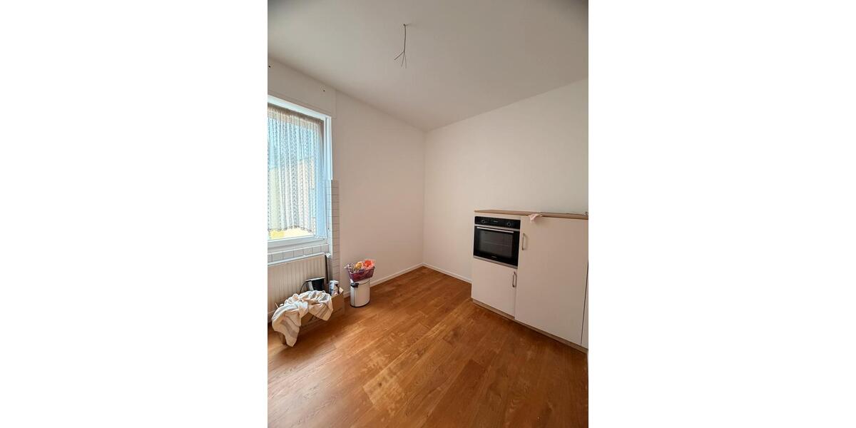 Etagenwohnung Lahnstein - 4 Zimmer, 120 m&sup2;, 800&euro; | Angebot:26462744