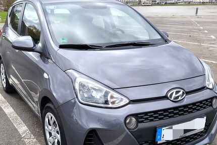 Hyundai i10 12.886 km 11.950 &euro; Bad Hönningen 53557