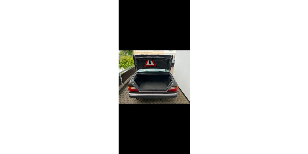 Mercedes-Benz CE 220 202.189 km 12.000 &euro; Neuwied 56564