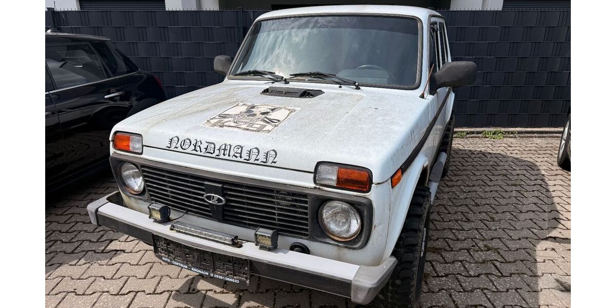 Lada Taiga 50.833 km 4.500 &euro; Wirges 56422