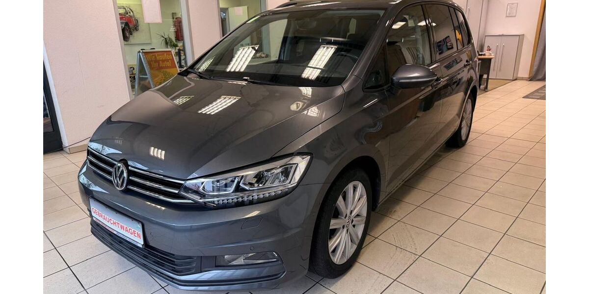 VW Touran 110.476 km 21.999 € Mülheim-Kärlich 56218