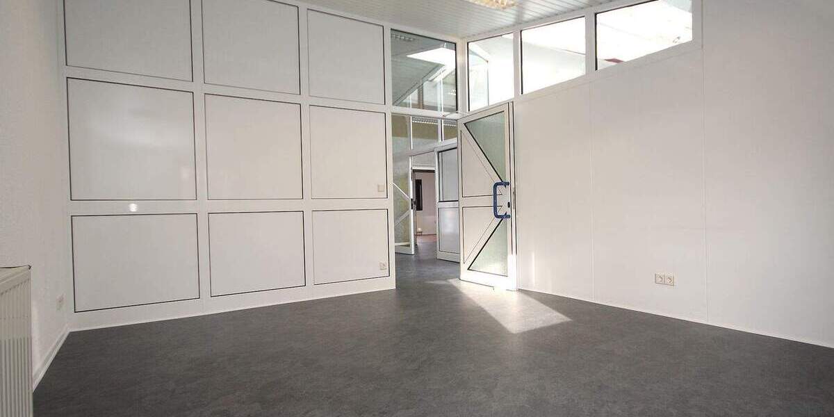 Räumlichkeiten bestens geeignet für Praxis oder Büro 4 zimmer