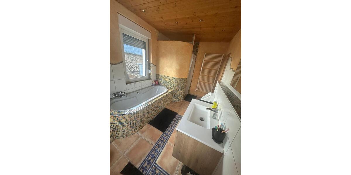 Einfamilienhaus Nickenich - 5 Zimmer, 167 m&sup2;, 380.000&euro; | Angebot:26358263