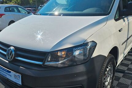 VW Caddy 146.729 km 8.590 € Altendiez 65624