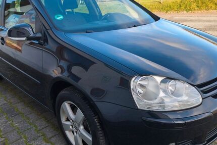 VW Golf 180.000 km 4.280 € Nastätten 56355