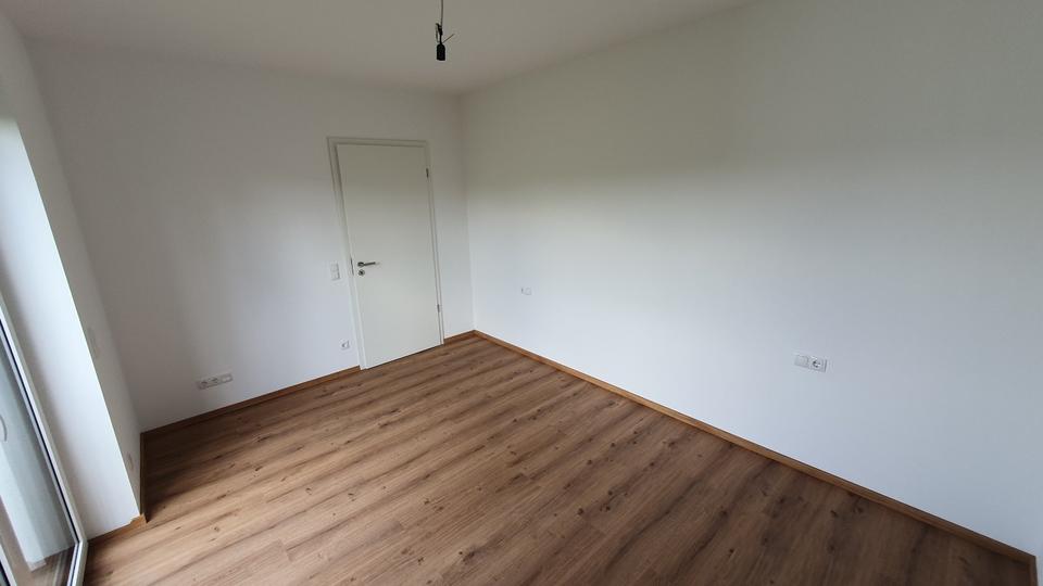 Etagenwohnung Lahnstein - 2 Zimmer, 70 m&sup2;, 925&euro; | Angebot:26427715