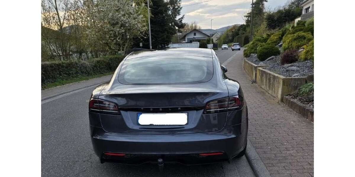 Tesla Model S 86.000 km 66.500 &euro; Andernach 56626