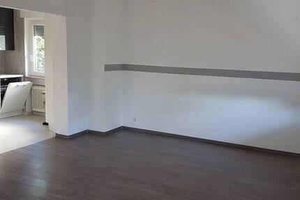 Freistehendes 1-Fam-Haus mit viel Platz, Einbauküche, Garage und gr. Garten
