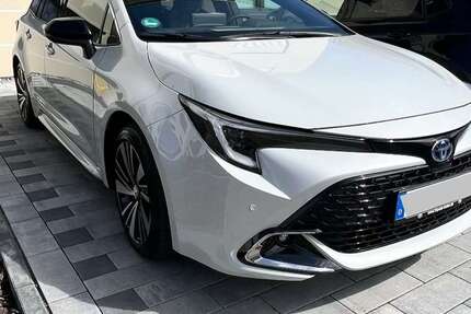 Toyota Corolla 5.500 km 30.499 &euro; Diez 65582