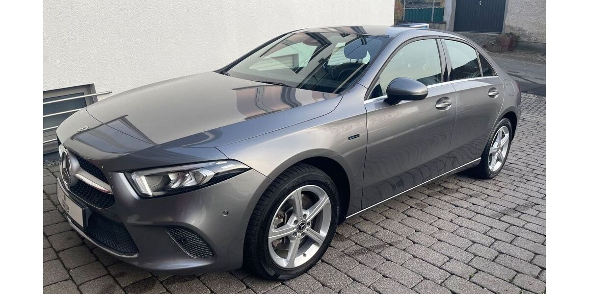 Mercedes-Benz A 250 95.000 km 19.690 &euro; Brachtendorf 56761