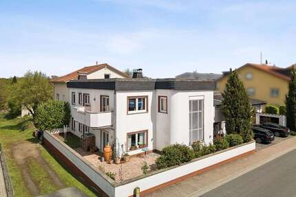 Haus Birlenbach - 7 Zimmer, 242 m&sup2;, 449.000&euro; | Angebot:26375639