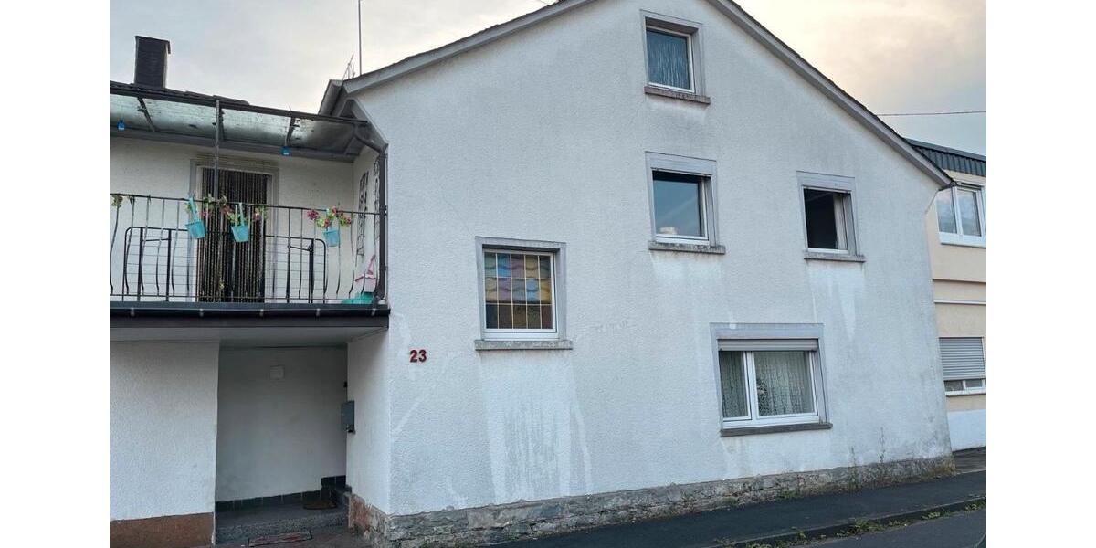 Haus in Wirges zu verkaufen! renovierungsbedürftig. 8 zimmer