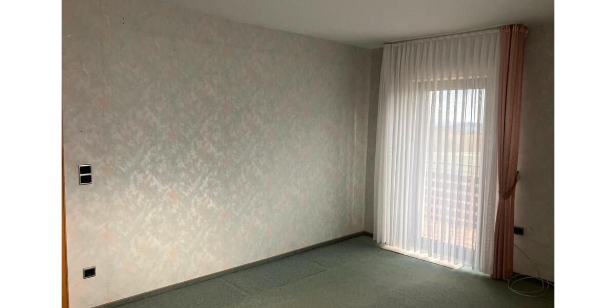 Alleinstehendes Einfamilienhaus in ruhiger Lage mit Garten 13 zimmer