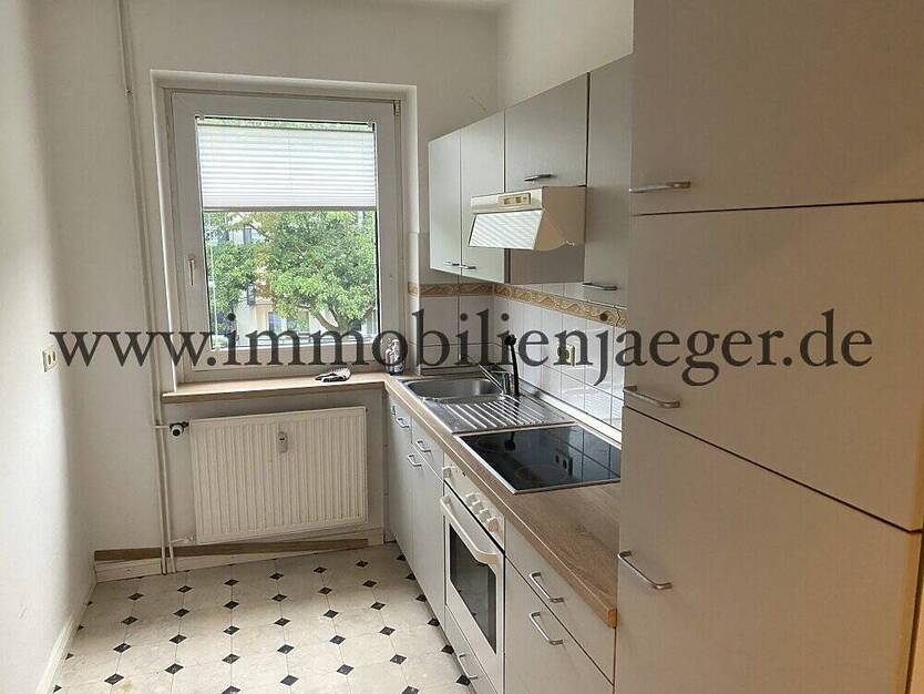 Barmbek-Nord - Vogelgebiet Meisenstraße - gepflegte Wohnung im 2.OG mit EBK, Duschbad - frei