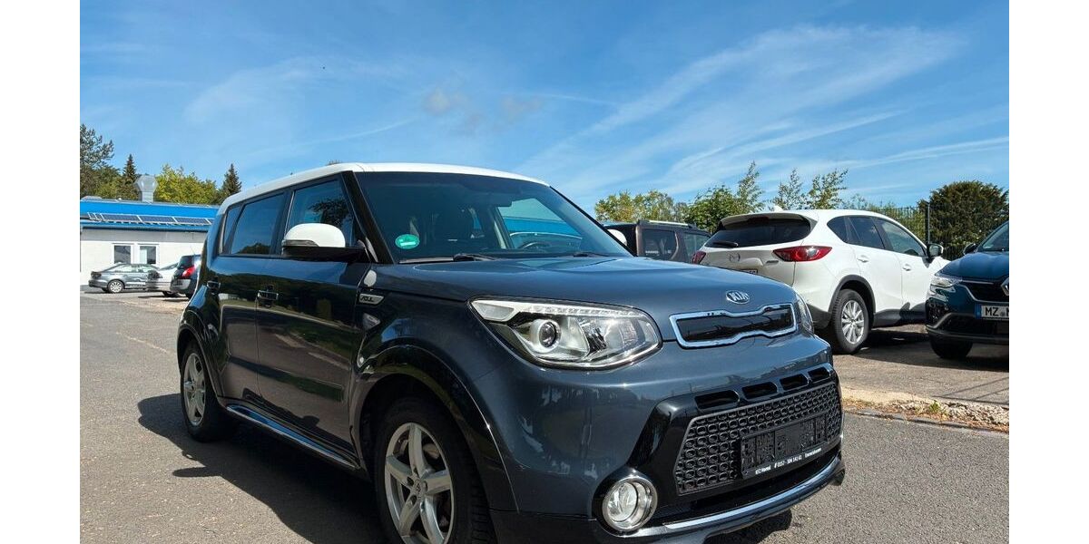 Kia Soul 109.000 km 8.499 &euro; Halsenbach 56283