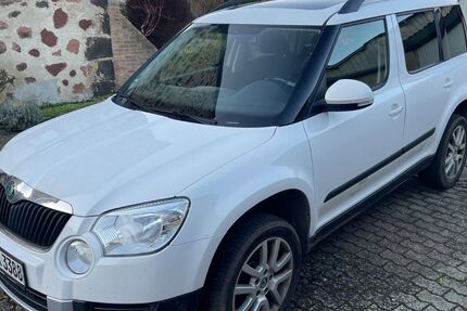 Skoda Yeti 115.000 km 9.500 &euro; Wolken 56332