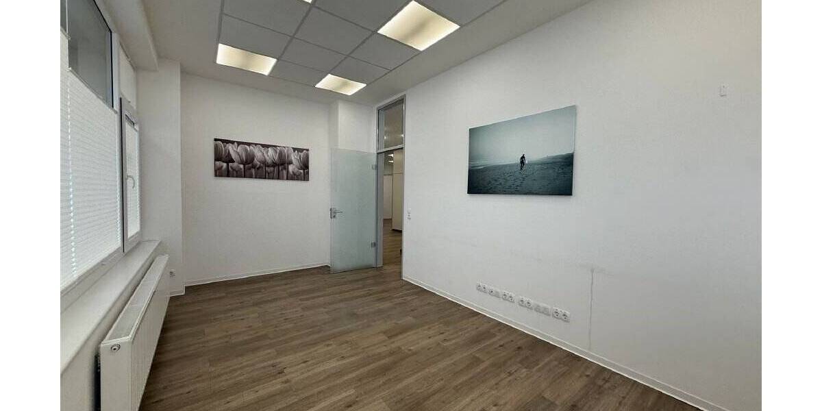 Moderne Büro-Praxisfläche in Top-Lage 9 zimmer