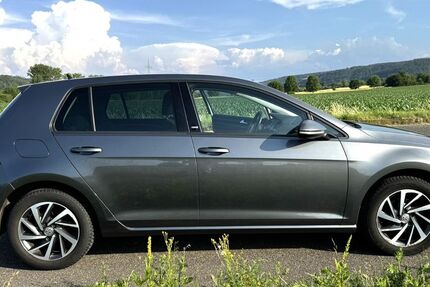 VW Golf 111.500 km 10.790 &euro; Bad Breisig 53498