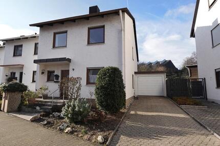 Familienfreundliches Reihenendhaus in beliebter Lage von Koblenz 4 zimmer