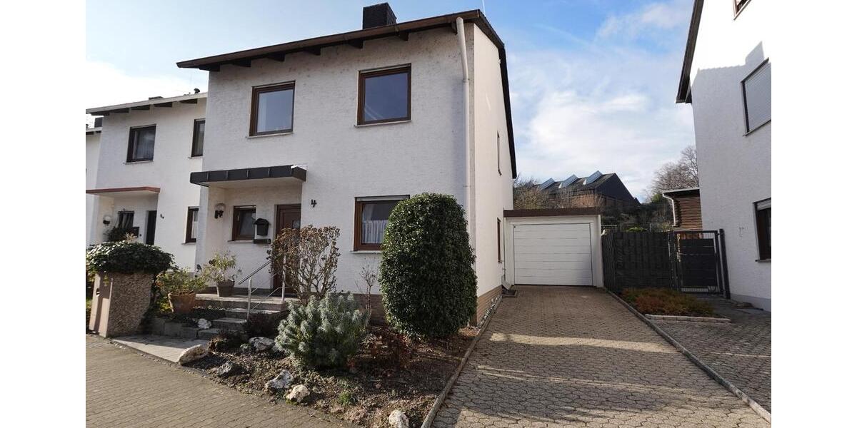 Familienfreundliches Reihenendhaus in beliebter Lage von Koblenz 4 zimmer