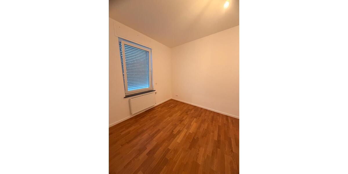 Etagenwohnung Lahnstein - 4 Zimmer, 120 m&sup2;, 800&euro; | Angebot:26462744