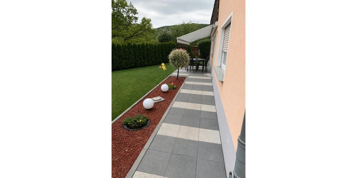 Etagenwohnung Nentershausen - 3 Zimmer, 110 m&sup2;, 875&euro; | Angebot:26416138