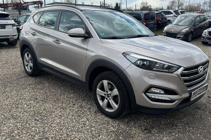 Hyundai TUCSON 135.000 km 12.000 &euro; Koblenz OT Neuendorf 56070