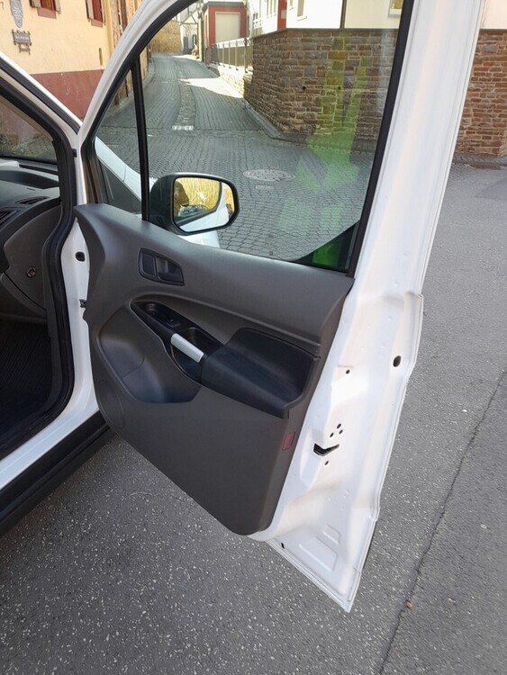 Ford Connect 92.000 km 12.800 € Bad Ems 56130