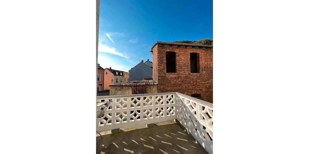 Reihenhaus Bad Ems - 7 Zimmer, 180 m&sup2;, 270.000&euro; | Angebot:26163684