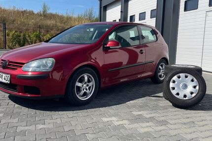VW Golf 156.985 km 2.990 &euro; Bad Breisig 53498