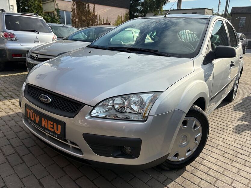 Ford Focus 142.902 km 2.999 € Koblenz 56070