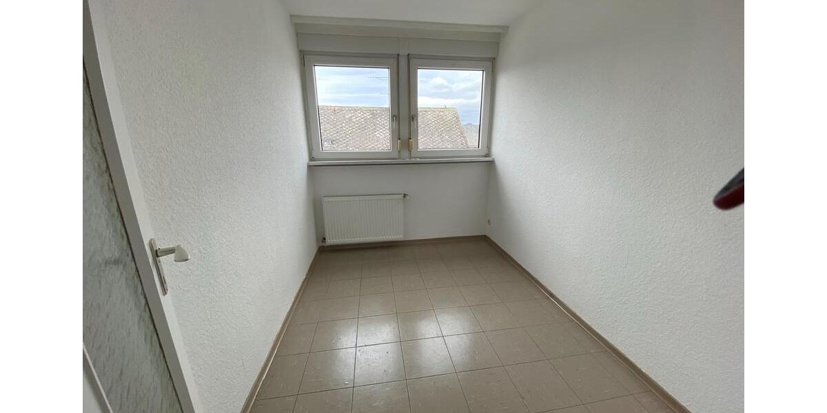 Dachgeschoßwohnung Koblenz Horchheim - 3 Zimmer, 60 m&sup2;, 660&euro; | Angebot:25570764