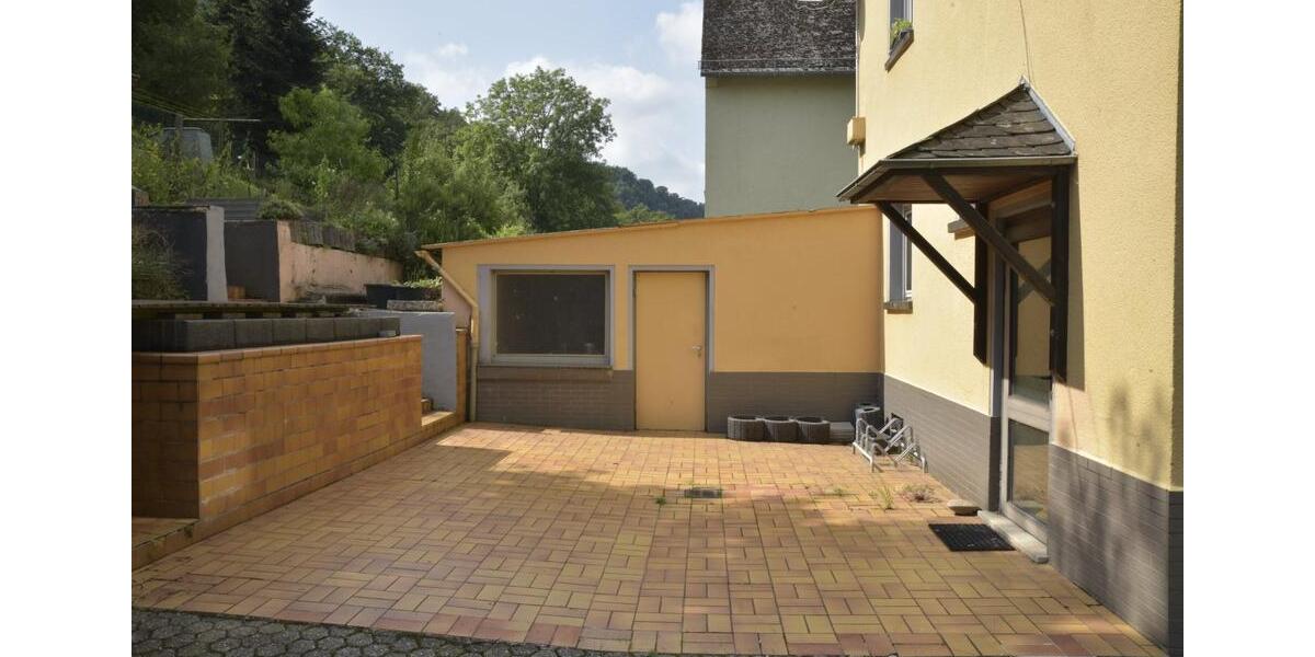 Mehrfamilienhaus, Wohnhaus Koblenz Karthause - 6 Zimmer, 140 m&sup2;, 360.000&euro; | Angebot:25292115