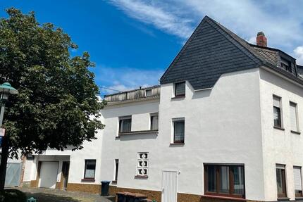 Haus Polch - 6 Zimmer, 190 m&sup2;, 1.390&euro; | Angebot:25811596