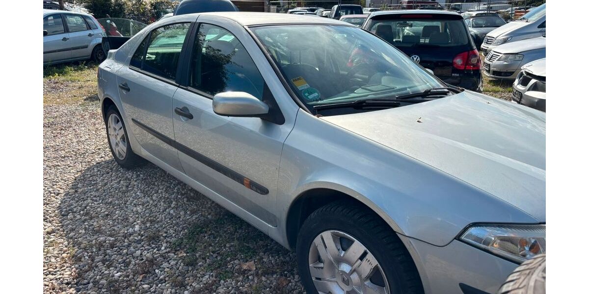 Renault Laguna 223.206 km 700 &euro; Brey 56321