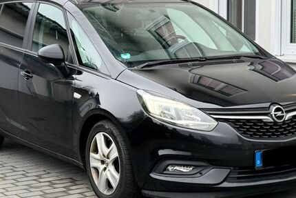 Opel Zafira Tourer 90.000 km 14.500 &euro; Harschbach 56307