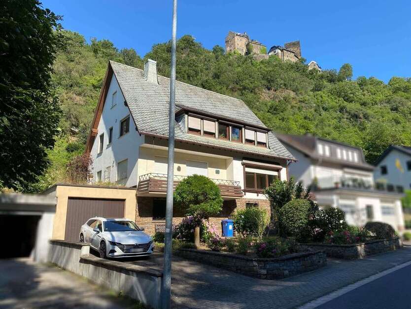 Haus zum Kaufen in Oberwesel 385.000 € 275 m²