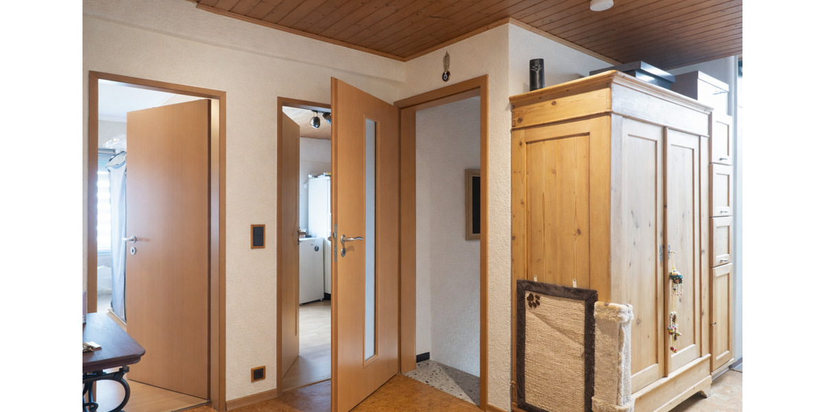 Dachgeschoßwohnung Dieblich - 4 Zimmer, 120 m&sup2;, 890&euro; | Angebot:25570766