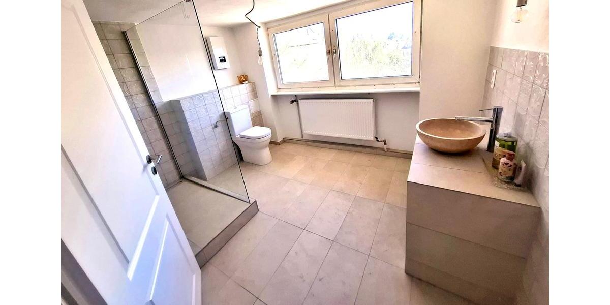 Etagenwohnung Mayen - 7 Zimmer, 172 m&sup2;, 225.000&euro; | Angebot:25655723