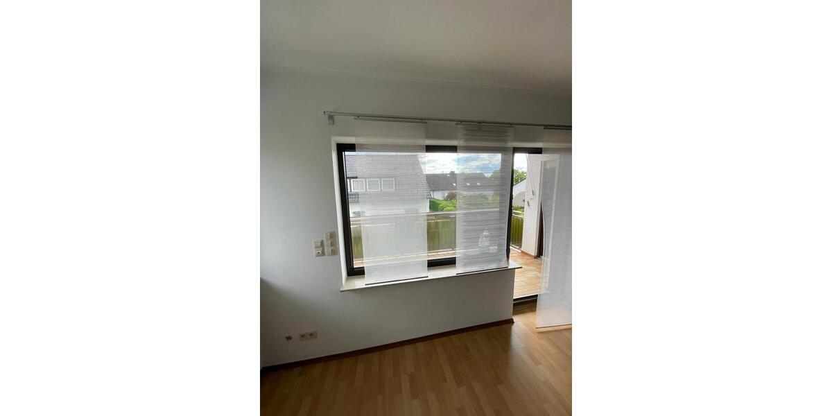Dachgeschoßwohnung Koblenz Bubenheim - 4 Zimmer, 96 m&sup2;, 900&euro; | Angebot:26522600