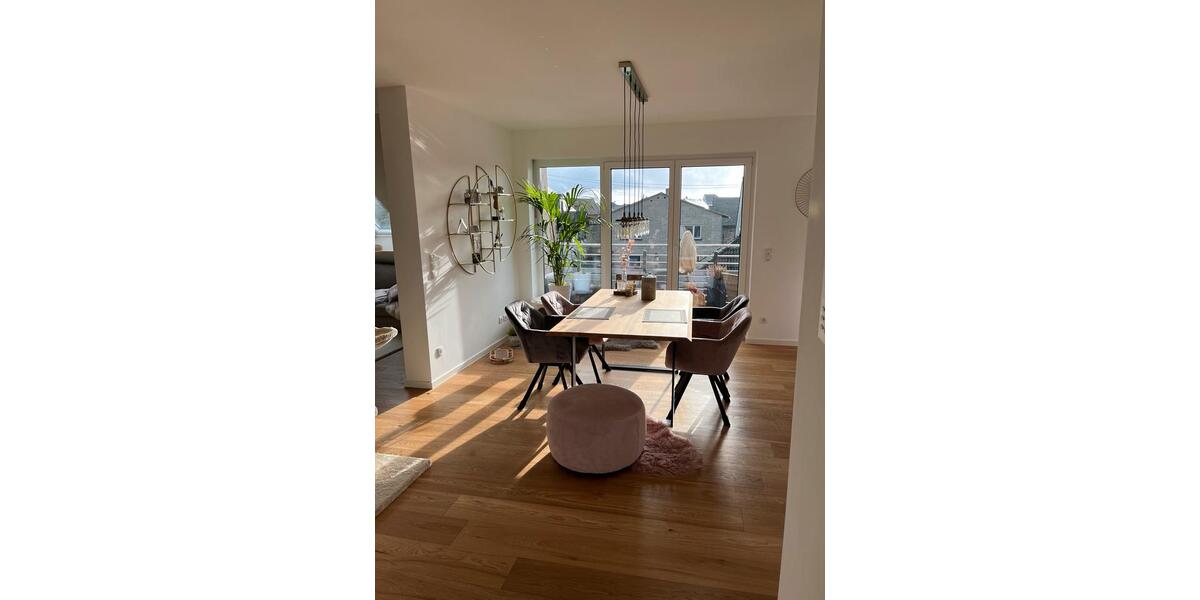 Dachgeschoßwohnung Koblenz Bubenheim - 4 Zimmer, 97 m&sup2;, 1.380&euro; | Angebot:26409102