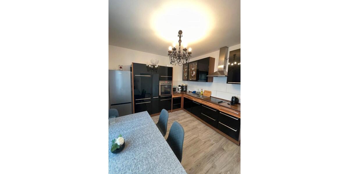 Reihenhaus Bad Ems - 7 Zimmer, 180 m&sup2;, 270.000&euro; | Angebot:26163684