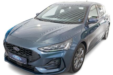 Ford Focus 8.294 km 27.980 € Braubach 56338