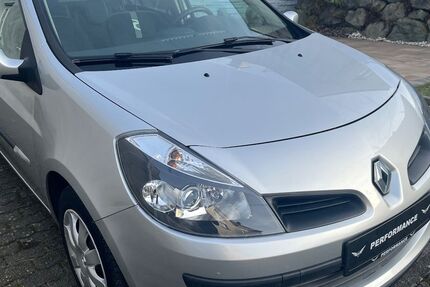 Renault Clio 196.000 km 1.499 &euro; Ransbach-Baumbach 56235
