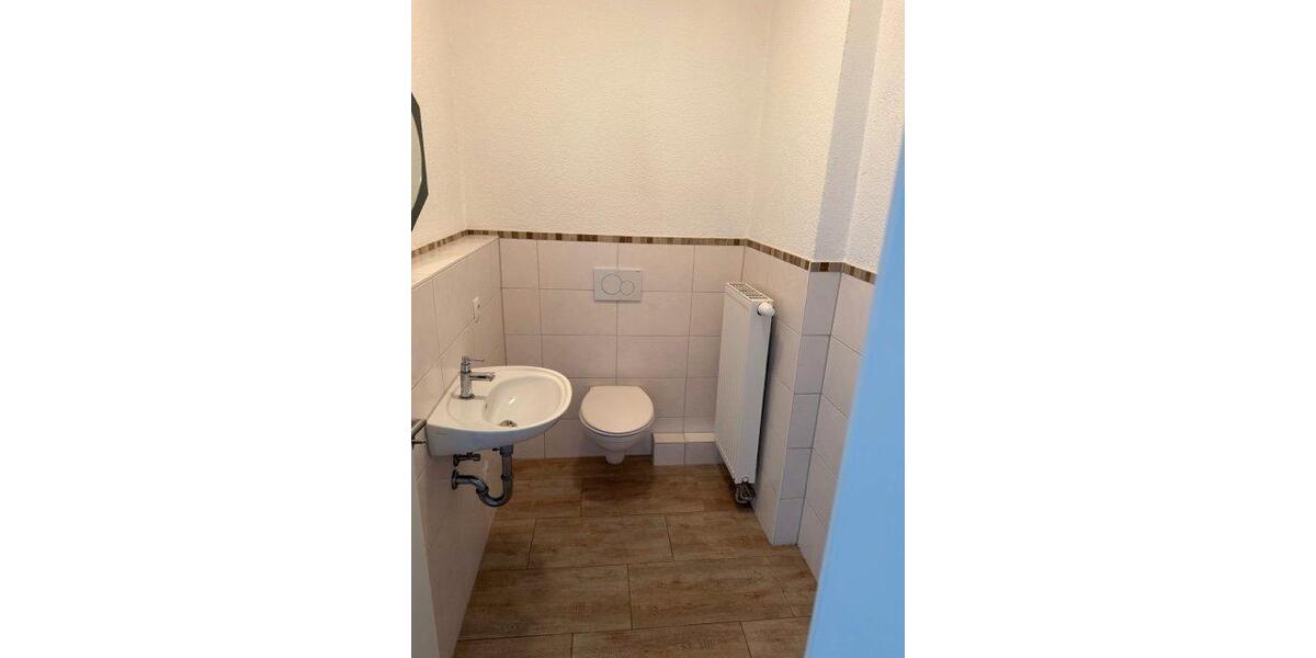 Etagenwohnung Koblenz - 2 Zimmer, 105 m&sup2;, 1.090&euro; | Angebot:26462260