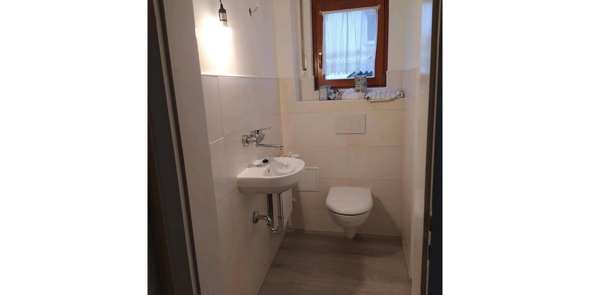 Einfamilienhaus Schönborn - 5 Zimmer, 130 m&sup2;, 800&euro; | Angebot:25099249